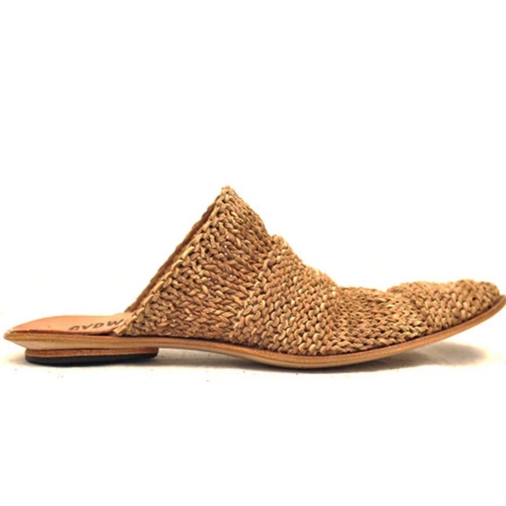 Cydwoq Vintage Tan Woven Raffia Knit Mules Slides Sandals Women's Size US 9 $324